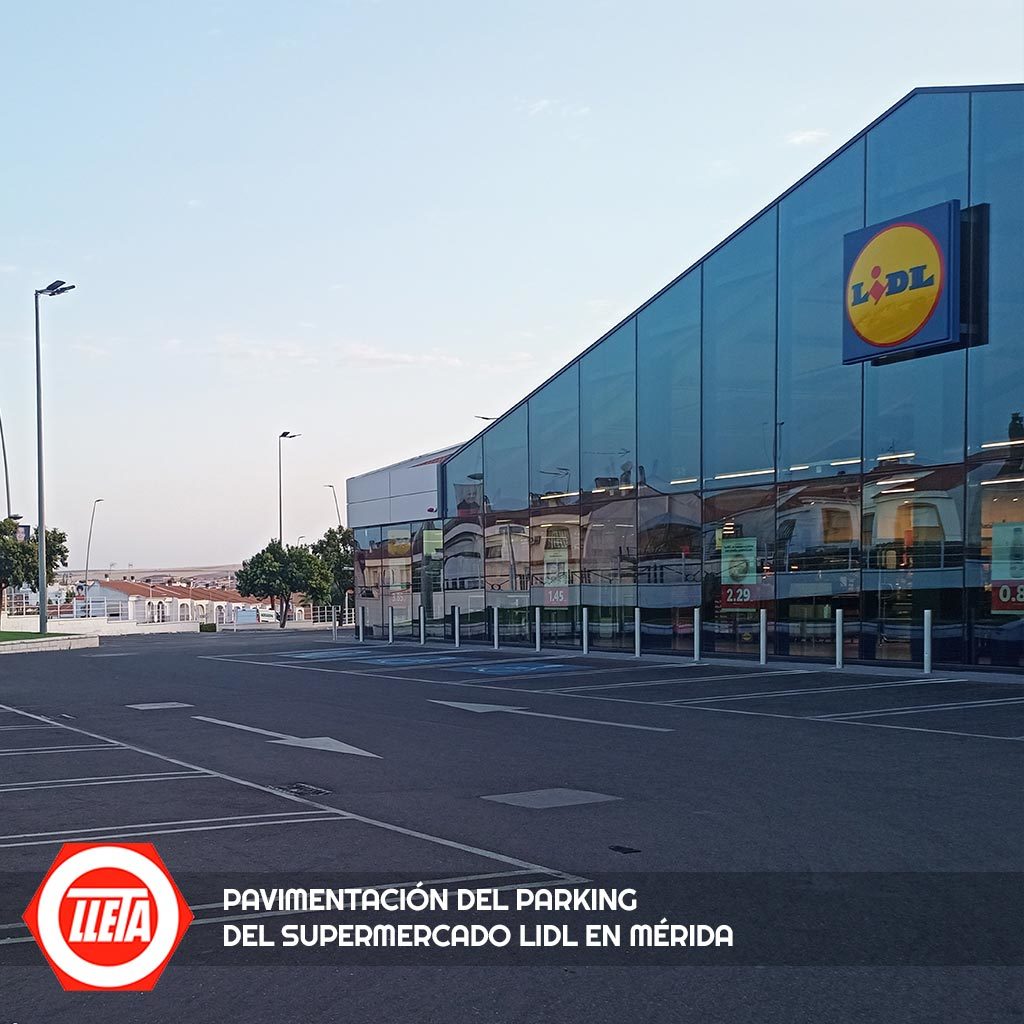 Pavimentación del parking del supermercado LIDL en Mérida 2